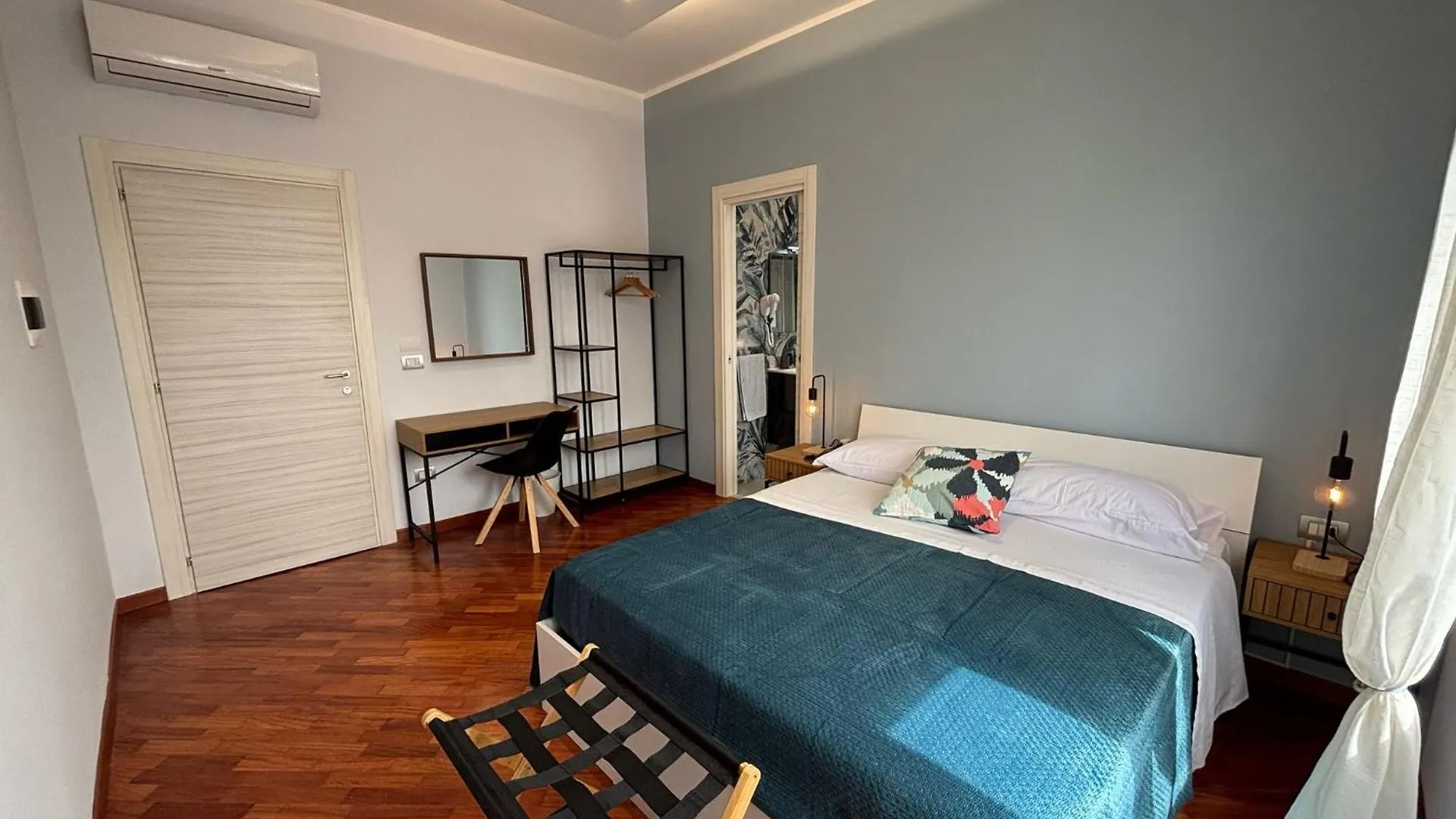 Guest house Caridei Rooms Naples